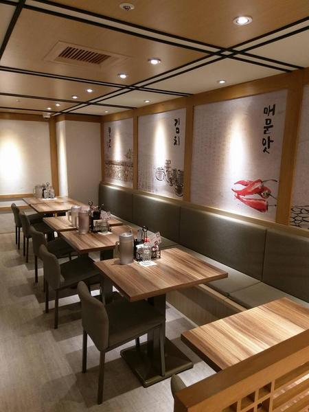 北村豆腐家 豆腐煲.鐵拌飯.韓料理:北村豆腐家-中友百貨地下美食街韓式料理 豆腐煲選擇多 小菜免費吃到飽 餐後還有超美味冰淇淋等著我