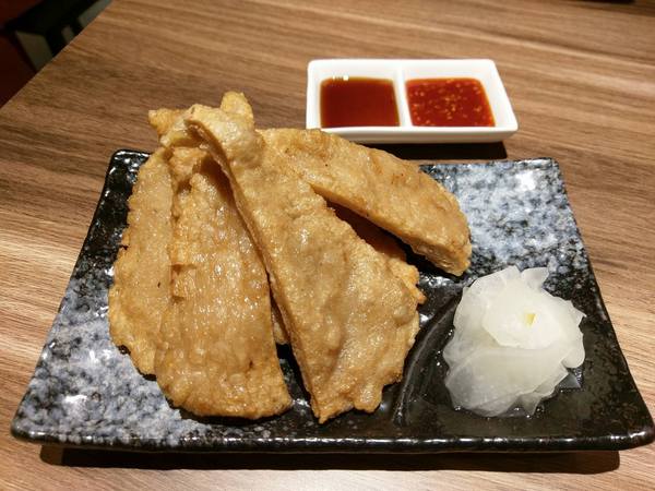 北村豆腐家 豆腐煲.鐵拌飯.韓料理:北村豆腐家-中友百貨地下美食街韓式料理 豆腐煲選擇多 小菜免費吃到飽 餐後還有超美味冰淇淋等著我