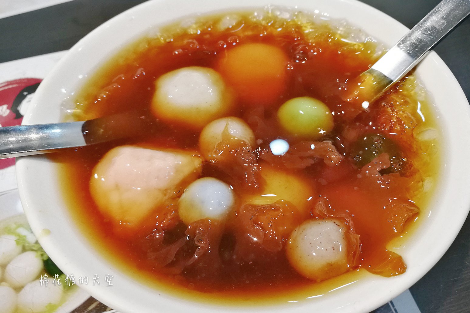 草悟道周邊最夯IG美食，彩色湯圓冰好吃又消暑