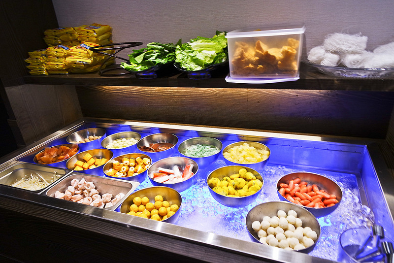 瓦崎燒烤火鍋 西門