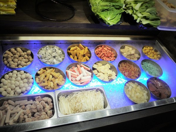 瓦崎燒烤火鍋(西門店):【台北美食】西門町燒肉吃到飽 <瓦崎燒烤火鍋(西門店)>.天使紅蝦 / 頂級Prime無骨牛小排 / 生蠔 無限吃到飽.台灣生啤 無限暢飲