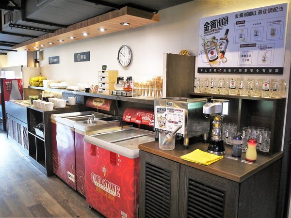 瓦崎燒烤火鍋(西門店):【台北美食】西門町燒肉吃到飽 <瓦崎燒烤火鍋(西門店)>.天使紅蝦 / 頂級Prime無骨牛小排 / 生蠔 無限吃到飽.台灣生啤 無限暢飲