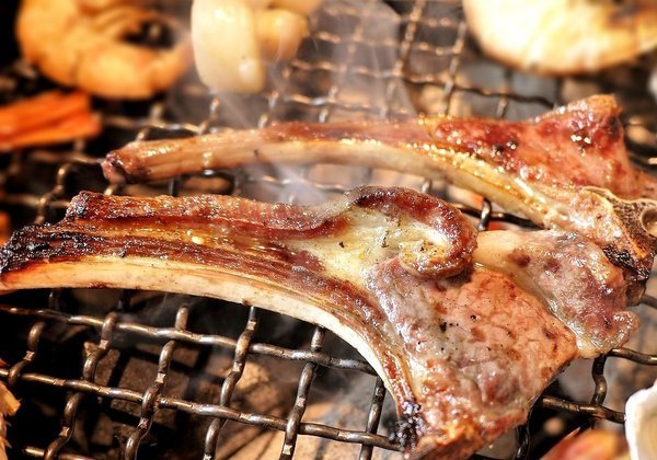 瓦崎燒烤火鍋(西門店):【台北美食】西門町燒肉吃到飽 <瓦崎燒烤火鍋(西門店)>.天使紅蝦 / 頂級Prime無骨牛小排 / 生蠔 無限吃到飽.台灣生啤 無限暢飲