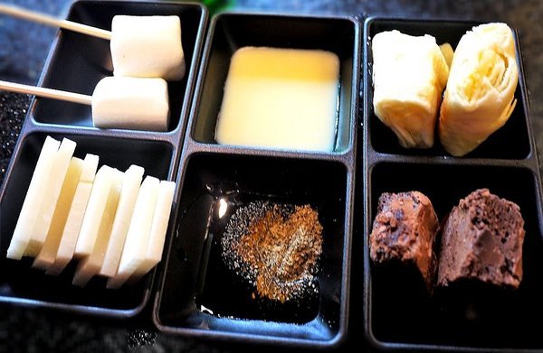 瓦崎燒烤火鍋(西門店):【台北美食】西門町燒肉吃到飽 <瓦崎燒烤火鍋(西門店)>.天使紅蝦 / 頂級Prime無骨牛小排 / 生蠔 無限吃到飽.台灣生啤 無限暢飲