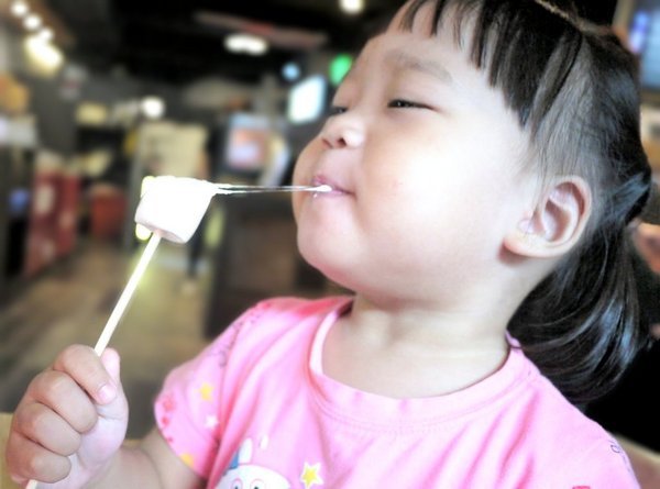 瓦崎燒烤火鍋(西門店):【台北美食】西門町燒肉吃到飽 <瓦崎燒烤火鍋(西門店)>.天使紅蝦 / 頂級Prime無骨牛小排 / 生蠔 無限吃到飽.台灣生啤 無限暢飲