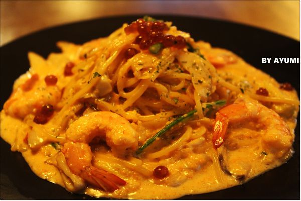 IM HOME：[食記]台北東區新開幕走溫馨路線的IM HOME 義式、美式餐廳、近捷運忠孝復興站