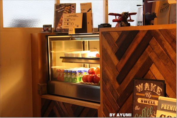 IM HOME：[食記]台北東區新開幕走溫馨路線的IM HOME 義式、美式餐廳、近捷運忠孝復興站