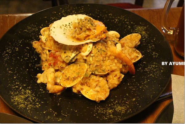 IM HOME：[食記]台北東區新開幕走溫馨路線的IM HOME 義式、美式餐廳、近捷運忠孝復興站