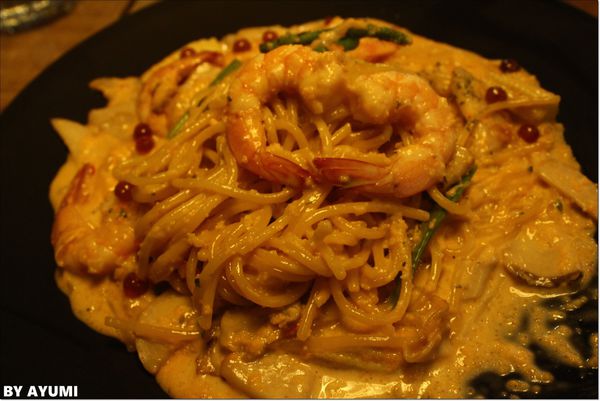 IM HOME：[食記]台北東區新開幕走溫馨路線的IM HOME 義式、美式餐廳、近捷運忠孝復興站