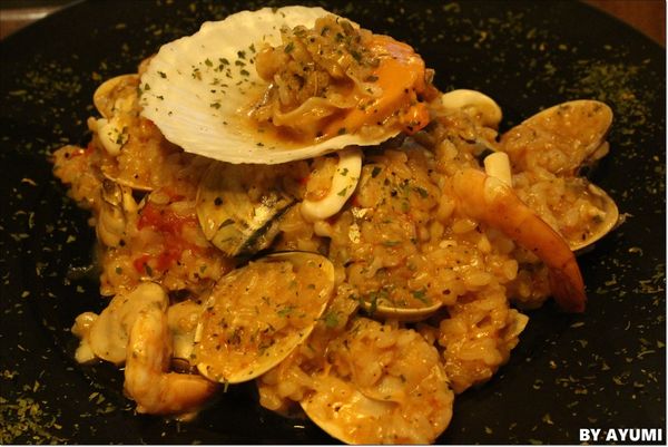 IM HOME：[食記]台北東區新開幕走溫馨路線的IM HOME 義式、美式餐廳、近捷運忠孝復興站