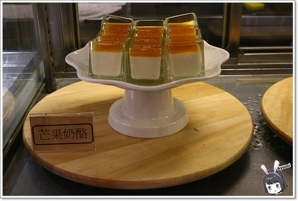 好田洋食餐廳：[食記]►台南東區◄好田洋食餐廳/五人同行一人免費/吃到飽的鮮食蔬活吧/備有室內停車場/美式炭烤豬肋排/招牌燉牛舌VS起司歐姆蛋