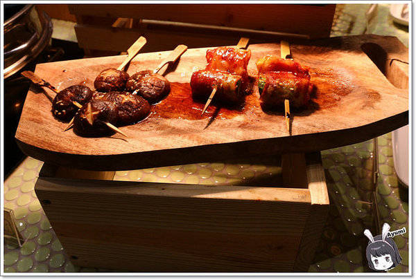 好田洋食餐廳：[食記]►台南東區◄好田洋食餐廳/五人同行一人免費/吃到飽的鮮食蔬活吧/備有室內停車場/美式炭烤豬肋排/招牌燉牛舌VS起司歐姆蛋