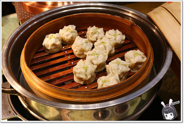 好田洋食餐廳：[食記]►台南東區◄好田洋食餐廳/五人同行一人免費/吃到飽的鮮食蔬活吧/備有室內停車場/美式炭烤豬肋排/招牌燉牛舌VS起司歐姆蛋