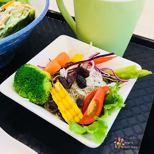 【台南美食】乾淨明亮自助餐,台南東區★好田和洋自助餐廳★大人吃得安心,小孩玩得開心