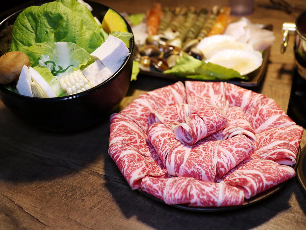 金鍋盃小火鍋/內湖餐廳推薦/內湖美食/西湖美食