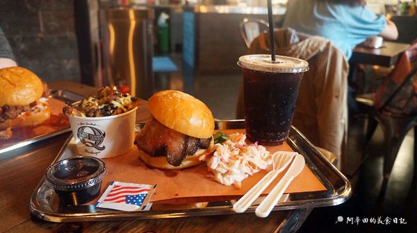 Mighty Quinn's Barbeque 麥笛昆餐廳(天母店):【台北士林】Mighty Quinn's Barbeque 麥笛昆餐廳(天母店)-愛評口碑券第十一彈