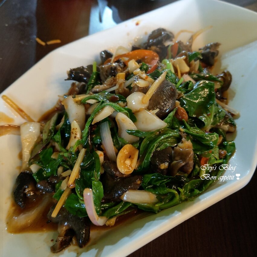 IMAG1071.jpg IMAG1071.jpg