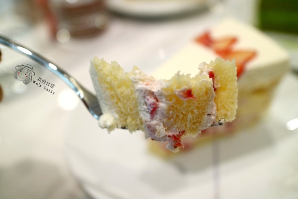 Lady M 台灣旗艦店:├吃喝┤├國父紀念館站┤Lady M台灣旗艦店-來自紐約傳說中的LV千層蛋糕!