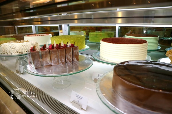 Lady M 台灣旗艦店:├吃喝┤├國父紀念館站┤Lady M台灣旗艦店-來自紐約傳說中的LV千層蛋糕!