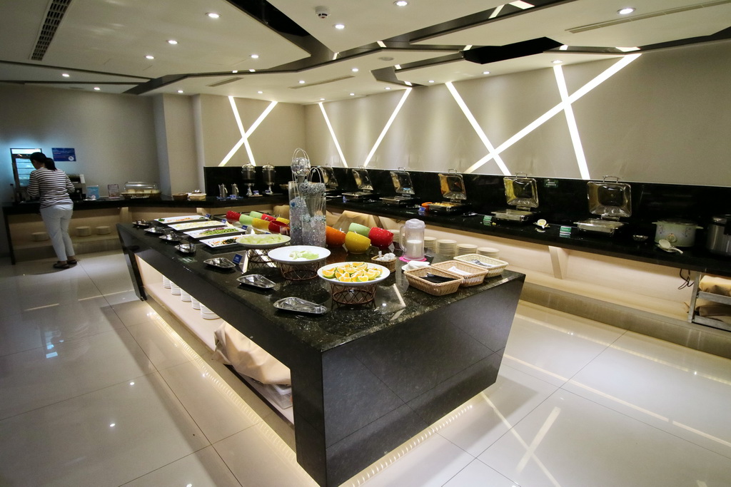 台中第二市場、宮原眼科、一中商圈周邊_最佳住宿點(附必吃必買名單)