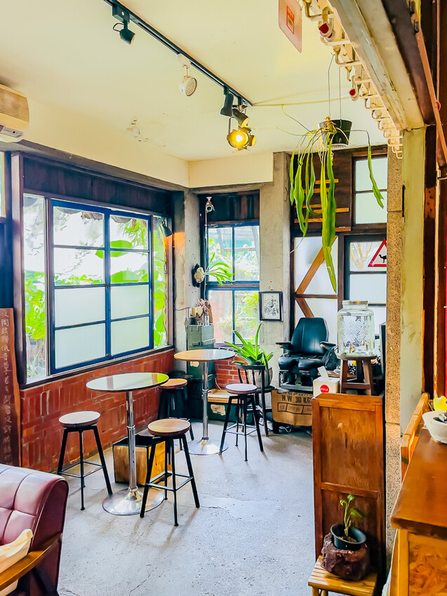 台南咖啡美食 – 城東合作社 x 星期5、6另有深夜咖啡時段哦!