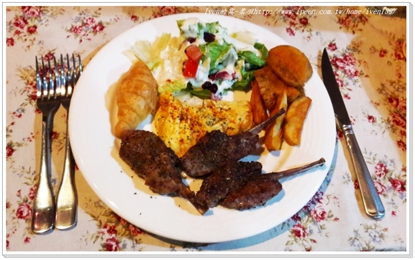 鬍子爵士：《三重美式餐廳》有質感生活美學的餐飲-『鬍子爵士』