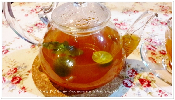 鬍子爵士：《三重美式餐廳》有質感生活美學的餐飲-『鬍子爵士』