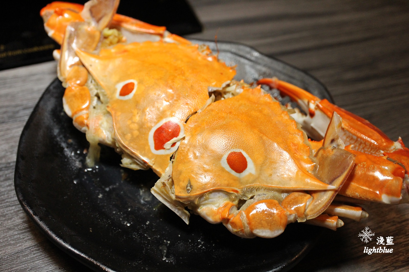 [ 民權西路站美食 ] 淺藍 × 御品皇麻辣鴛鴦鍋～手掌大的小捲與明蝦，還有好吃燒烤與麻辣燙