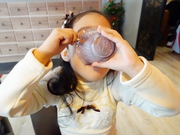 御品皇麻辣鴛鴦鍋：【捷運美食】御品皇麻辣鴛鴦鍋 海鮮拼盤就是鮮 還有滷煮/焗烤/串燒 多樣化菜色一次滿足你的挑剔的味蕾！