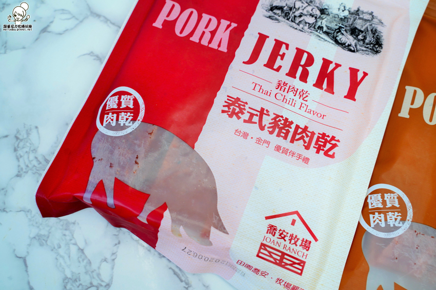 好吃到不想分享!飄洋過海的限定金門風味肉乾、素肉乾、辣肉乾,瀰漫整個辦公室的超唰嘴團購美食|喬安牧場 - 跟著尼力吃喝玩樂&親子生活