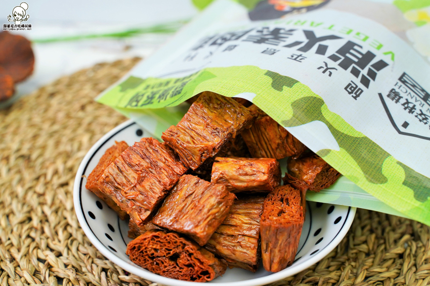 好吃到不想分享!飄洋過海的限定金門風味肉乾、素肉乾、辣肉乾,瀰漫整個辦公室的超唰嘴團購美食|喬安牧場 - 跟著尼力吃喝玩樂&親子生活