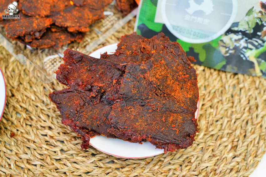 好吃到不想分享!飄洋過海的限定金門風味肉乾、素肉乾、辣肉乾,瀰漫整個辦公室的超唰嘴團購美食|喬安牧場 - 跟著尼力吃喝玩樂&親子生活