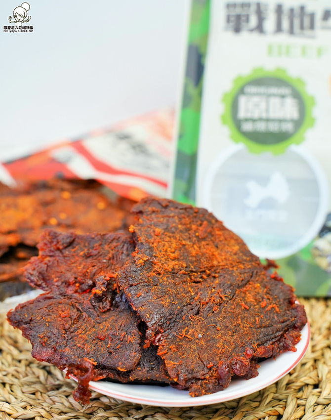 好吃到不想分享!飄洋過海的限定金門風味肉乾、素肉乾、辣肉乾,瀰漫整個辦公室的超唰嘴團購美食|喬安牧場 - 跟著尼力吃喝玩樂&親子生活