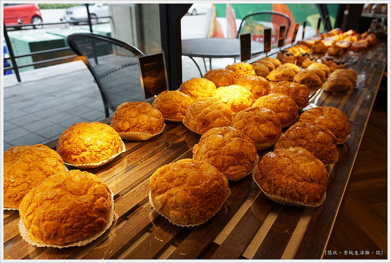 卡啡那CAFFAINA 大墩店-25-麵包區