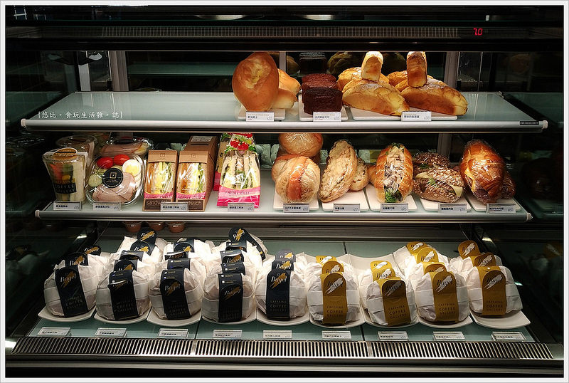 卡啡那CAFFAINA 大墩店-46-三明治冰櫃