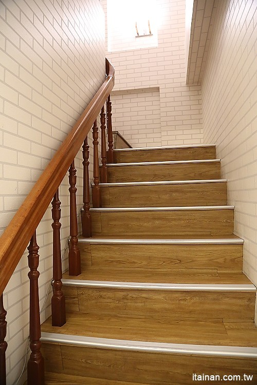 台南南科美食｜柏柏爾簡餐.火鍋~平價美味料多實在!另類特色火鍋一品花雕雞一鍋兩吃讓人好上癮!! - 台南好Food遊