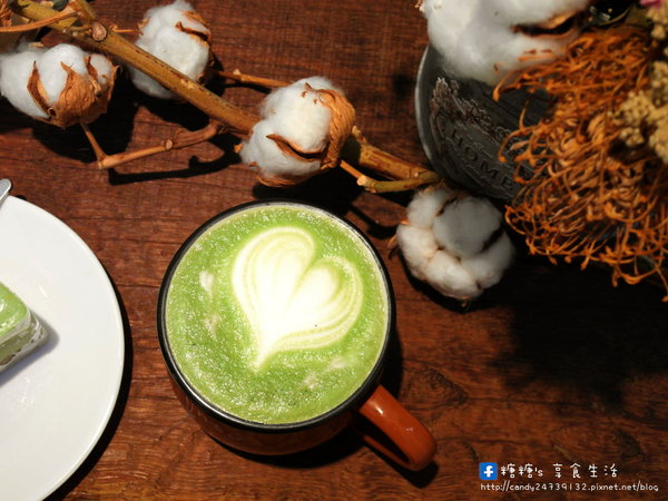 屋裡 In House 義式餐廳:〖台中│美食〗屋裡 In House 義式餐廳 ❤ 不只是義式餐點,還有甜甜的下午茶(全天供應)~鬆餅擺盤超美的,價格也超平價!!快來跟糖糖一同享用抹茶系列下午茶~