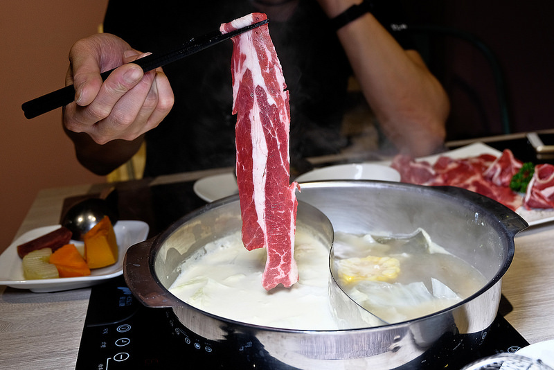 覓精緻鍋物,新莊有著好湯頭且讓人吃的很舒服的美味火鍋!!