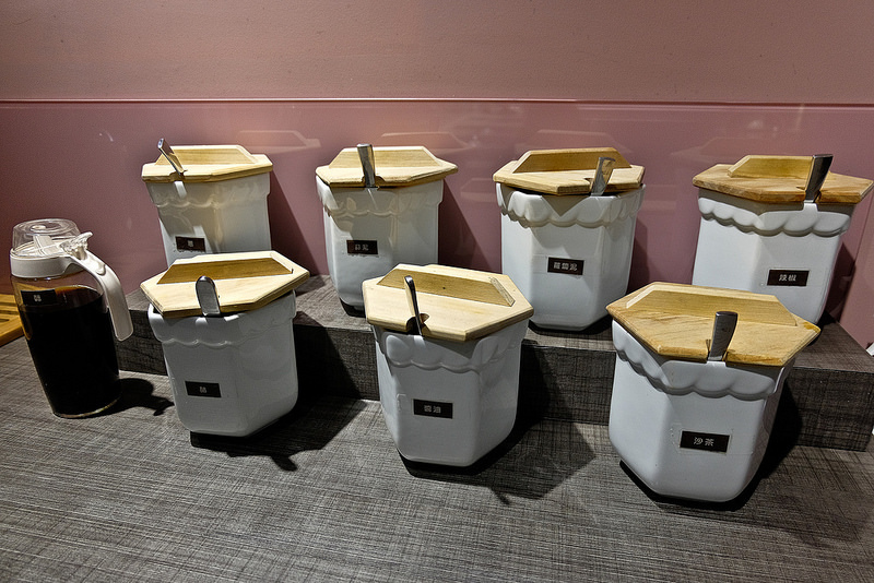 覓精緻鍋物,新莊有著好湯頭且讓人吃的很舒服的美味火鍋!!