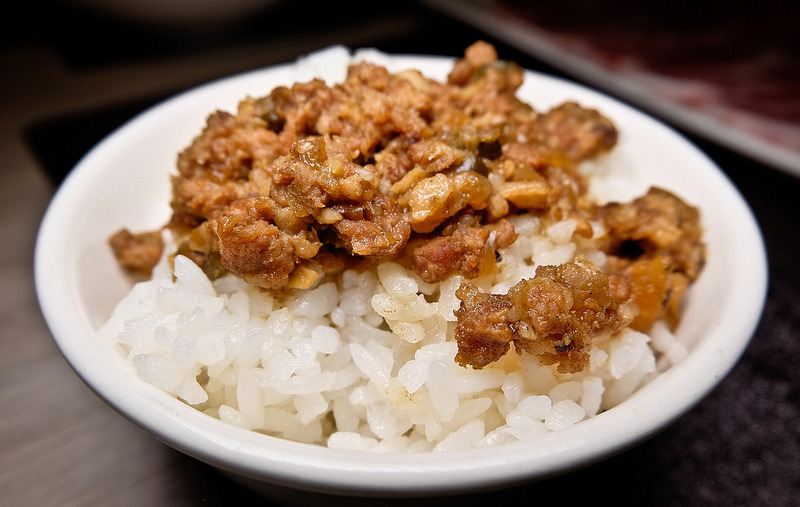 覓精緻鍋物,新莊有著好湯頭且讓人吃的很舒服的美味火鍋!!