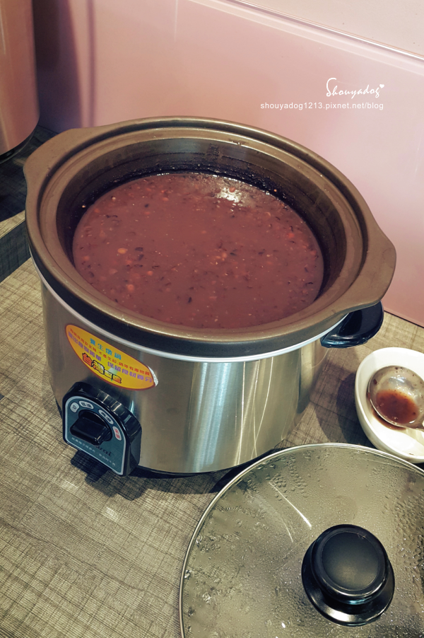 MI'S SERIES 覓精緻鍋物(新莊店)：【鴛鴦鍋】超大鮮甜肉片在這裡 MI'S SERIES 覓精緻鍋物-新莊店