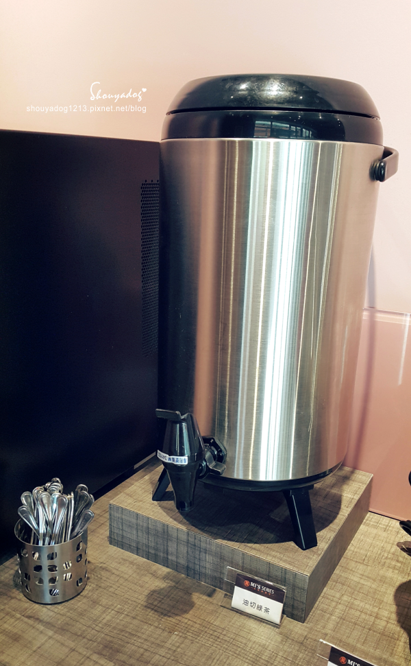 MI'S SERIES 覓精緻鍋物(新莊店)：【鴛鴦鍋】超大鮮甜肉片在這裡 MI'S SERIES 覓精緻鍋物-新莊店