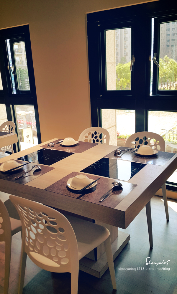 MI'S SERIES 覓精緻鍋物(新莊店)：【鴛鴦鍋】超大鮮甜肉片在這裡 MI'S SERIES 覓精緻鍋物-新莊店