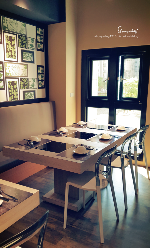 MI'S SERIES 覓精緻鍋物(新莊店)：【鴛鴦鍋】超大鮮甜肉片在這裡 MI'S SERIES 覓精緻鍋物-新莊店