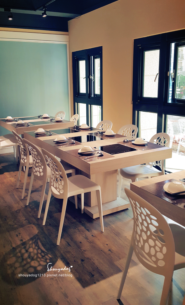 MI'S SERIES 覓精緻鍋物(新莊店)：【鴛鴦鍋】超大鮮甜肉片在這裡 MI'S SERIES 覓精緻鍋物-新莊店