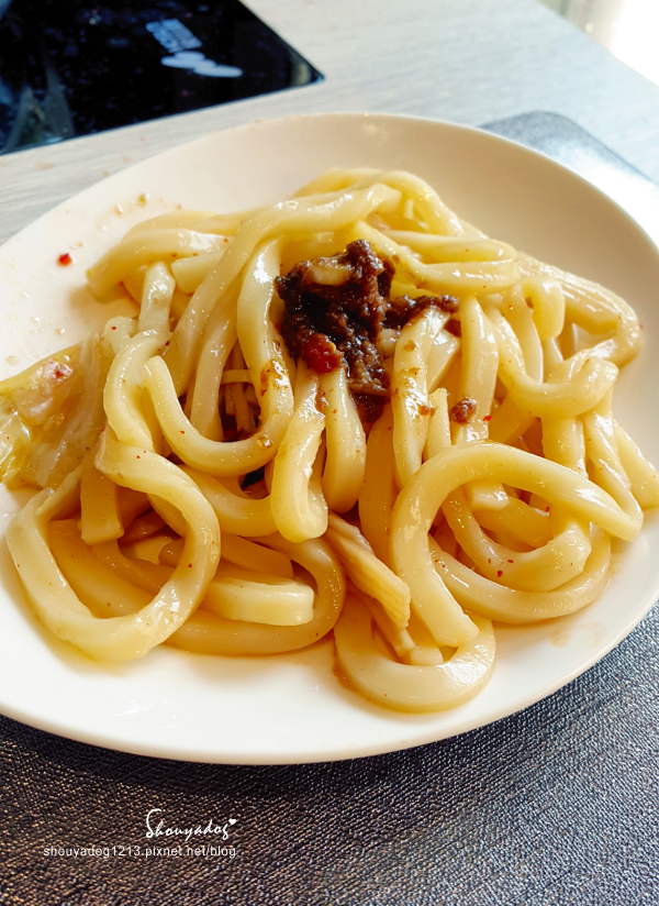 MI'S SERIES 覓精緻鍋物(新莊店)：【鴛鴦鍋】超大鮮甜肉片在這裡 MI'S SERIES 覓精緻鍋物-新莊店