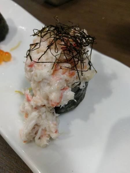 京丸水產 居酒屋：京丸水產 居酒屋-全台第一家24HR營業的居酒屋  新鮮海產活跳跳  日式的裝潢好吸引人