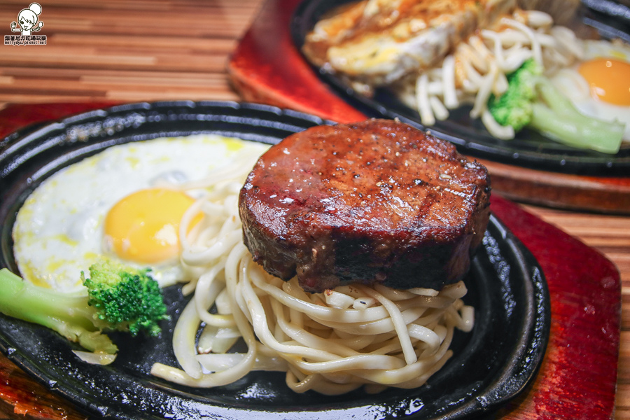 食大客平價炙燒牛排  楠梓 台南 食尚玩家 (10 - 38).jpg