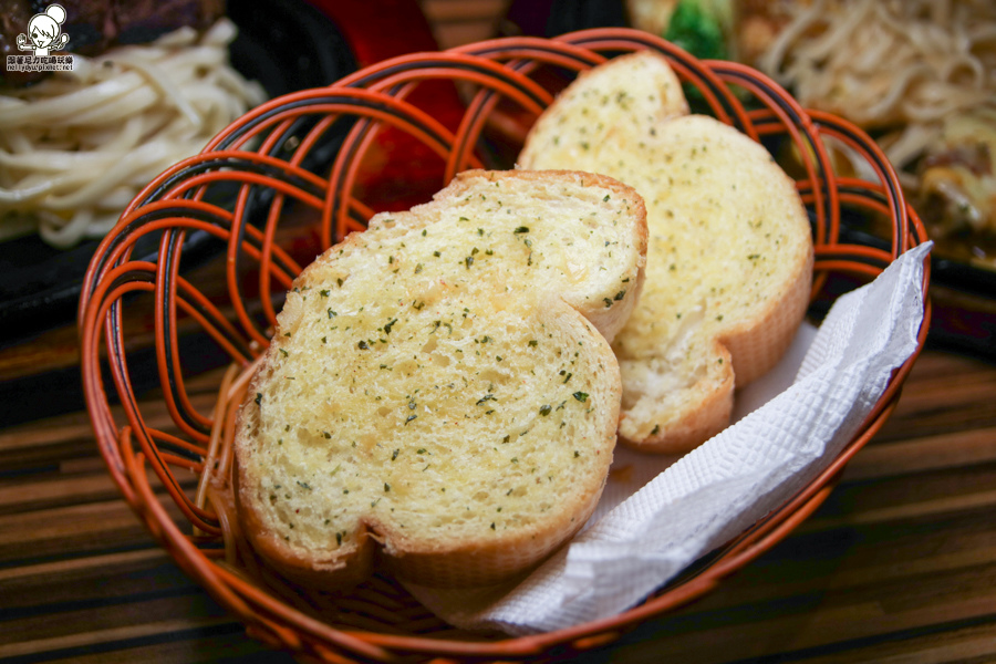 食大客平價炙燒牛排  楠梓 台南 食尚玩家 (14 - 38).jpg