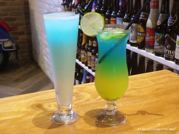 薩克森 比利時餐酒館 Sachsen Beer Bar:台中美食│薩克森 比利時餐酒館〃一整面啤酒牆結合漫威英雄系列,逢甲商圈餐酒館推薦~